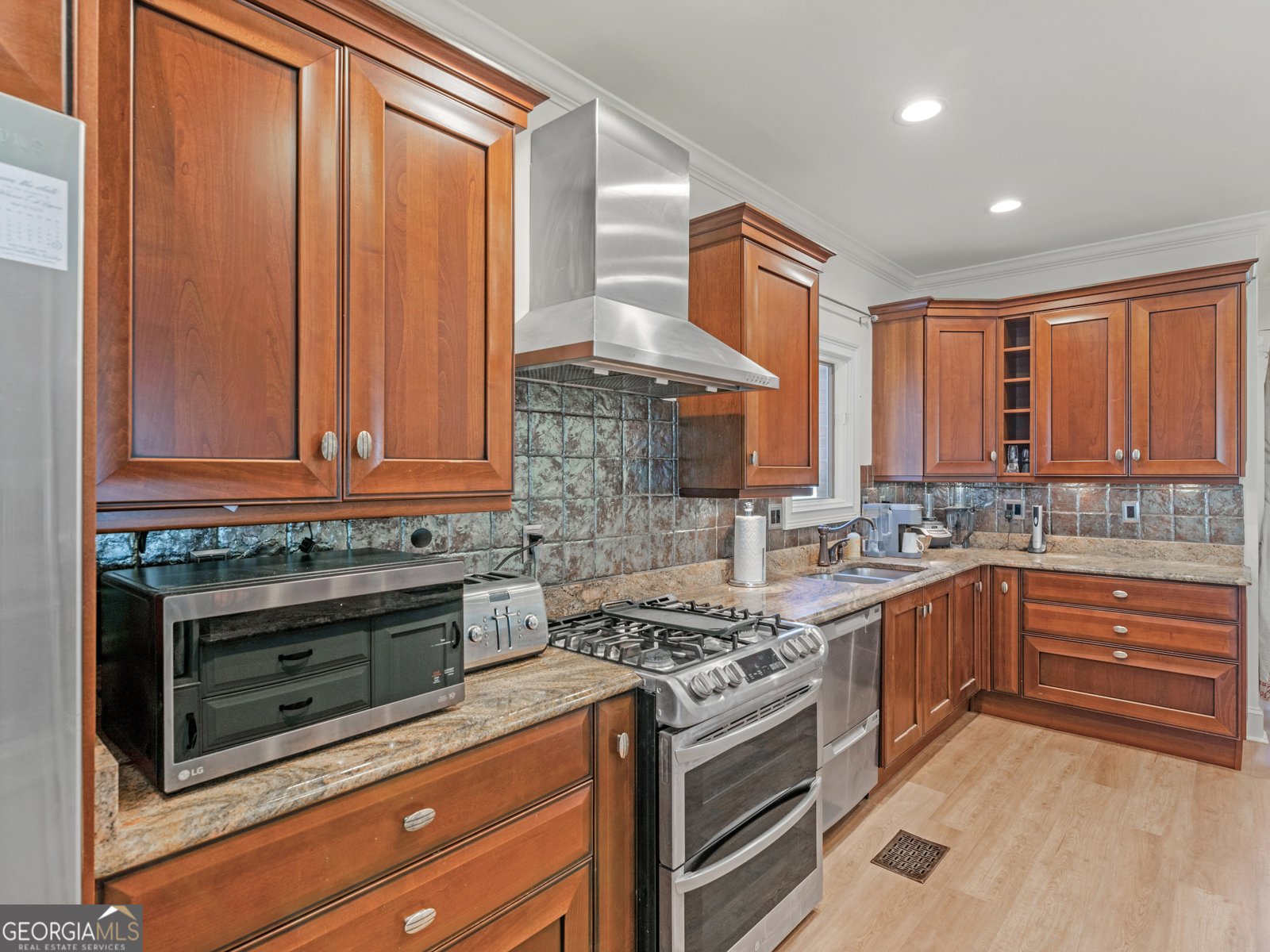 8531 Shore Drive Jonesboro - 19