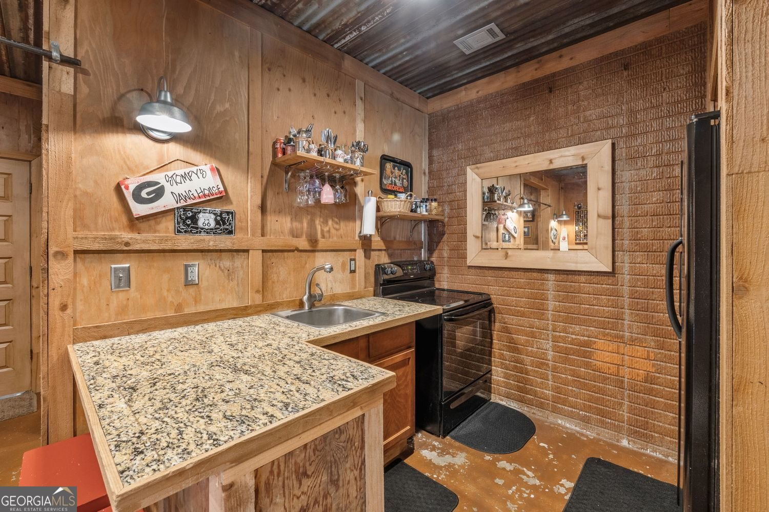 172 Sam Solomon Road Locust Grove - 39