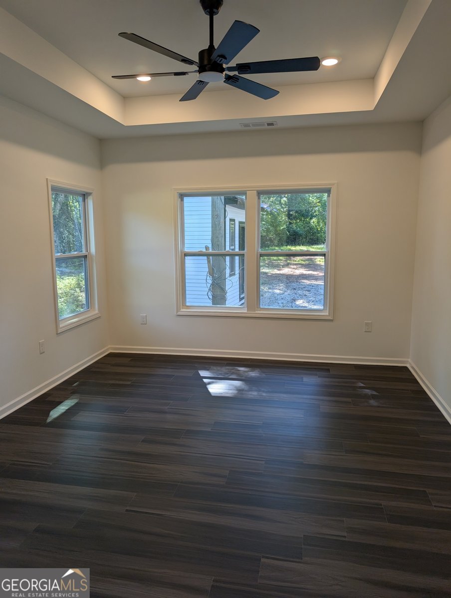 128 College Drive Barnesville - 23