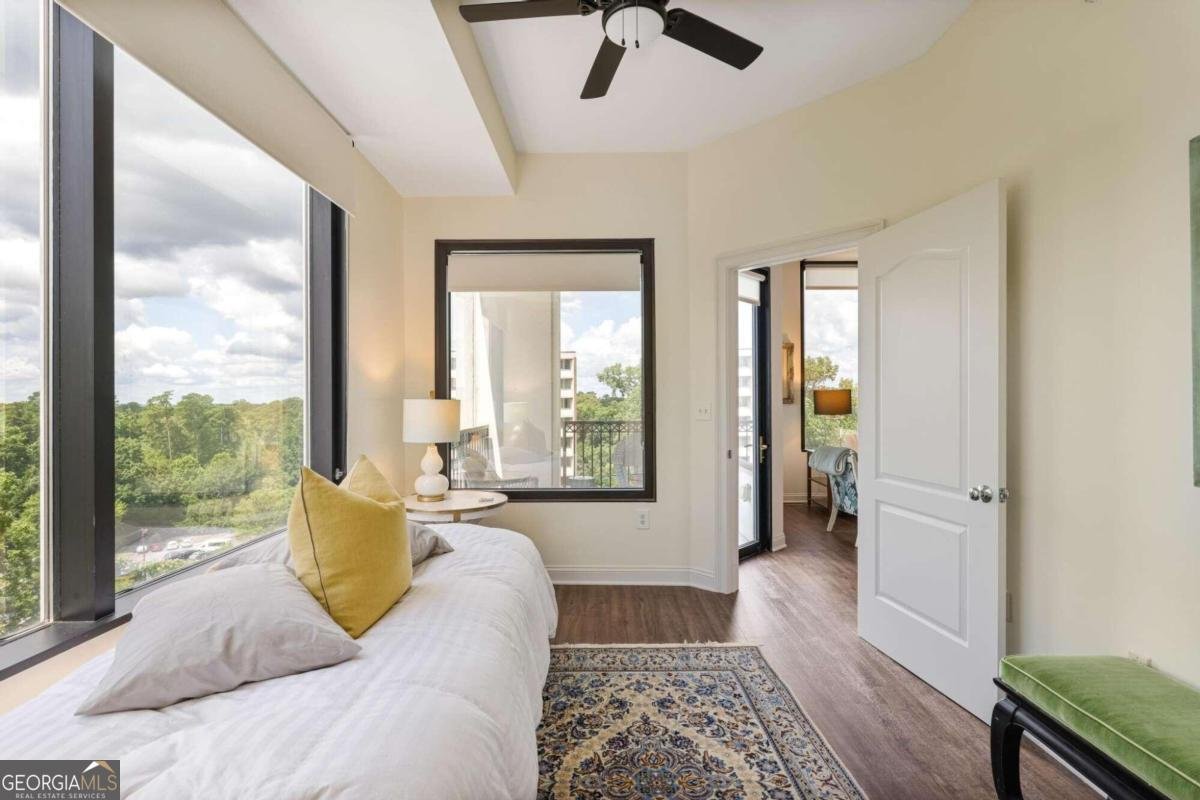 2828 Peachtree Road Atlanta - 18