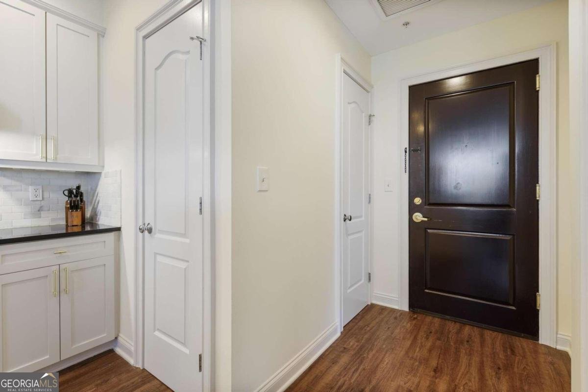 2828 Peachtree Road Atlanta - 2