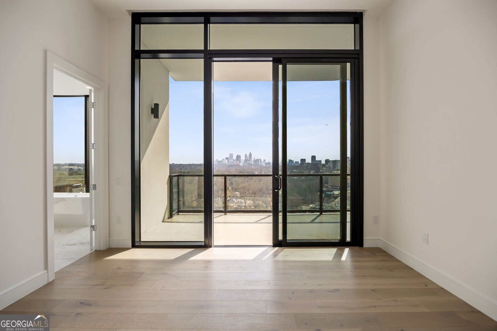 2425 Peachtree Road Atlanta - 27