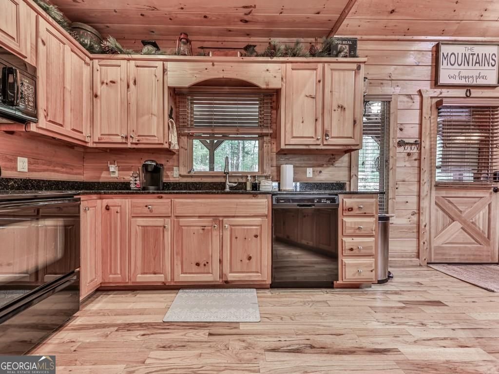 902 Laurel Creek Trail Cherry Log - 15