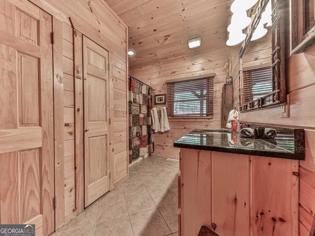 902 Laurel Creek Trail Cherry Log - 25