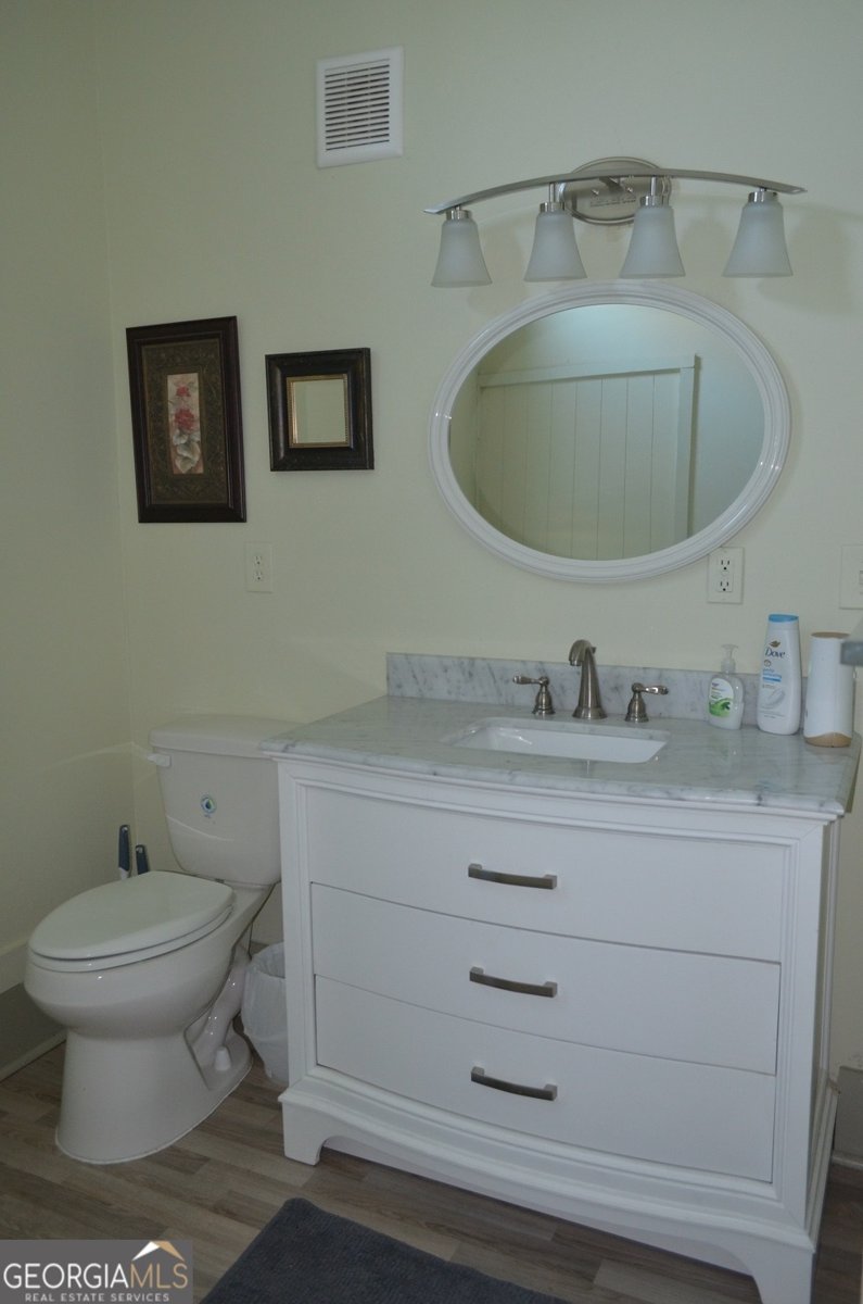 1825 Hardeman Avenue Macon - 24