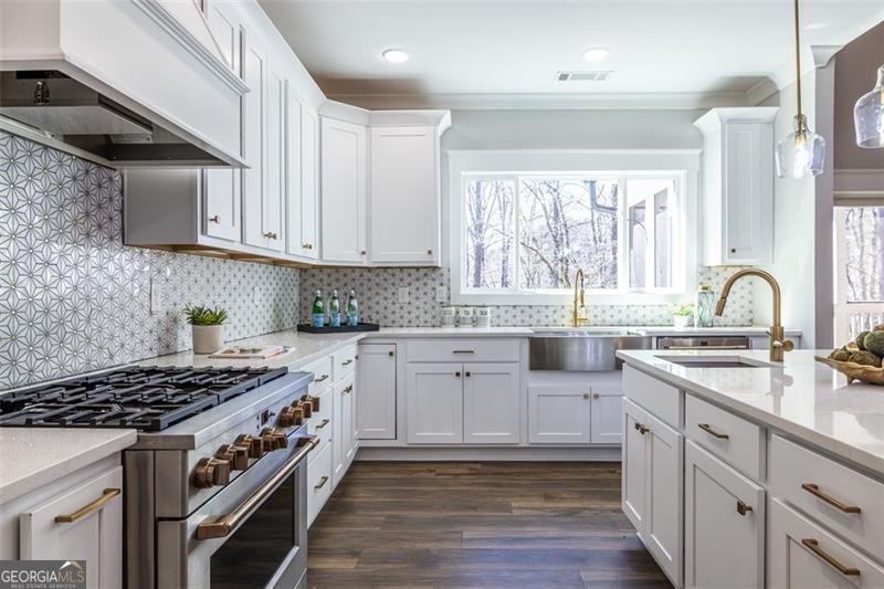 1131 PINEHURST Drive Greensboro - 22
