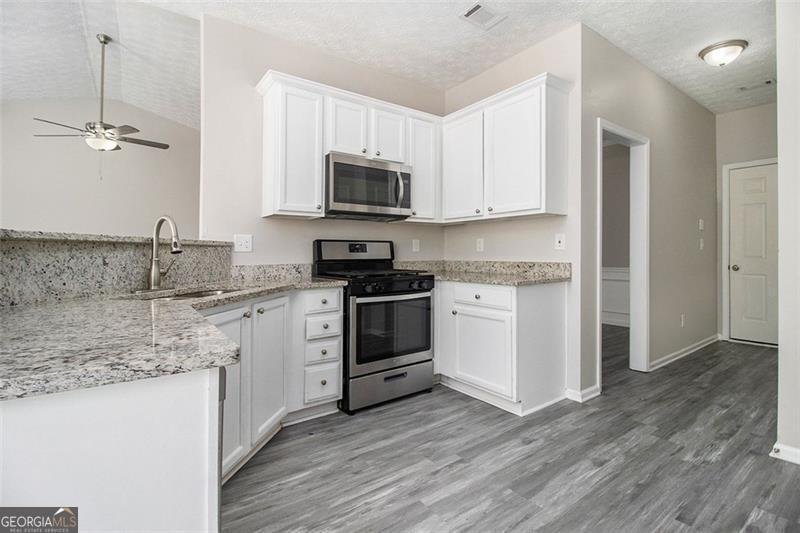 503 GOLDFINCH Way Stockbridge - 7