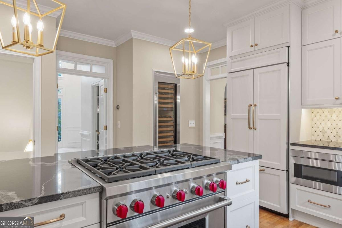 9570 Huntcliff Trace Atlanta - 2