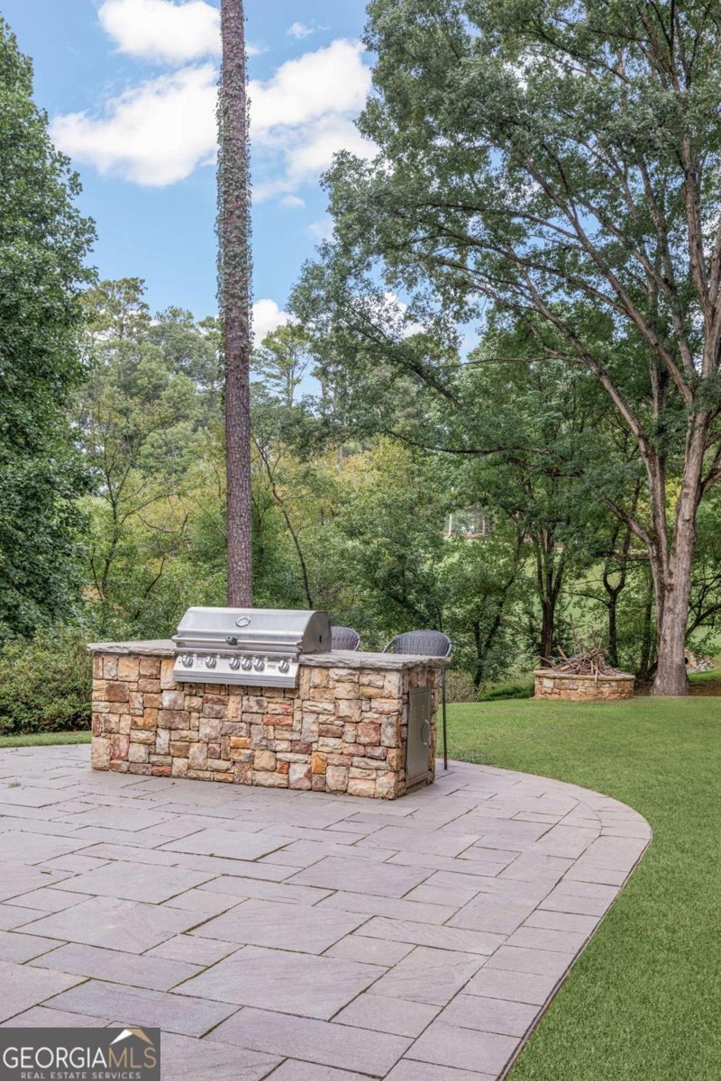 9570 Huntcliff Trace Atlanta - 34