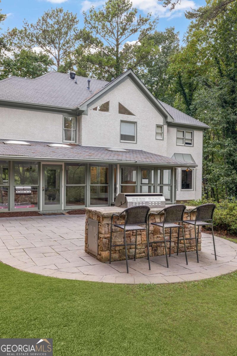 9570 Huntcliff Trace Atlanta - 35