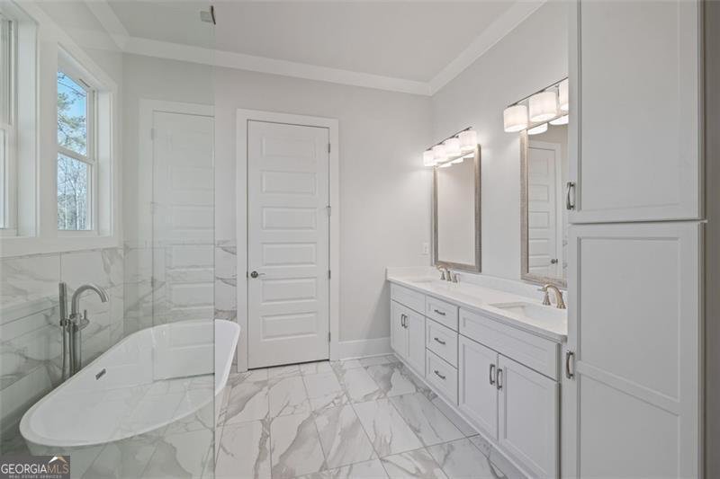 1011 PEACHTREE Court Greensboro - 36