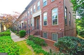 2428 Crescent Park Court Atlanta - 1