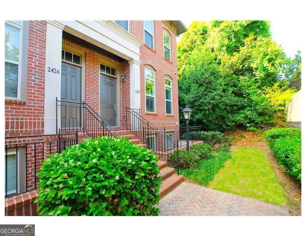 2428 Crescent Park Court Atlanta - 2