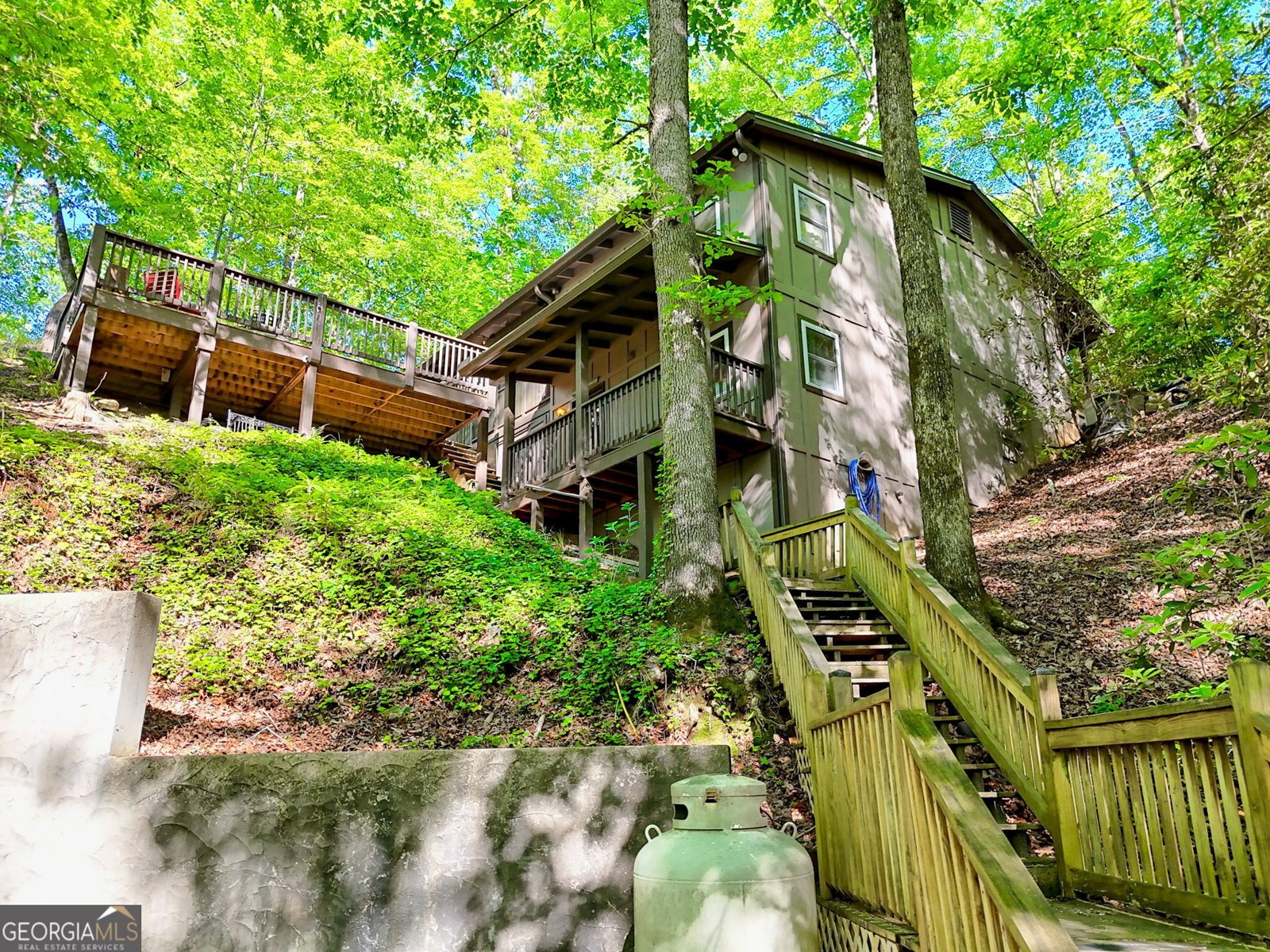 185 Pope Dickson Lane Clarkesville - 44