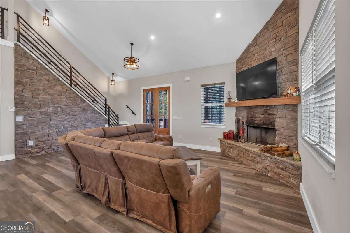 1172 Hunter Drive Ranger - 10