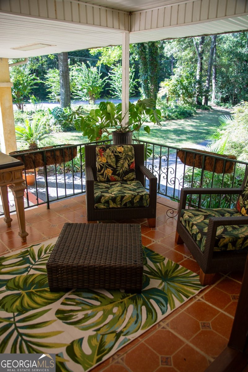 687 Lakeshore Drive Jackson - 4