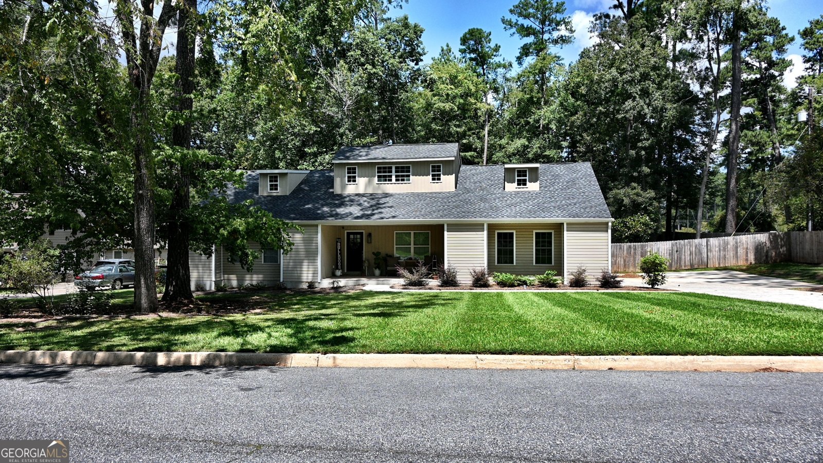 601 Springdale Woods Drive Macon - 2