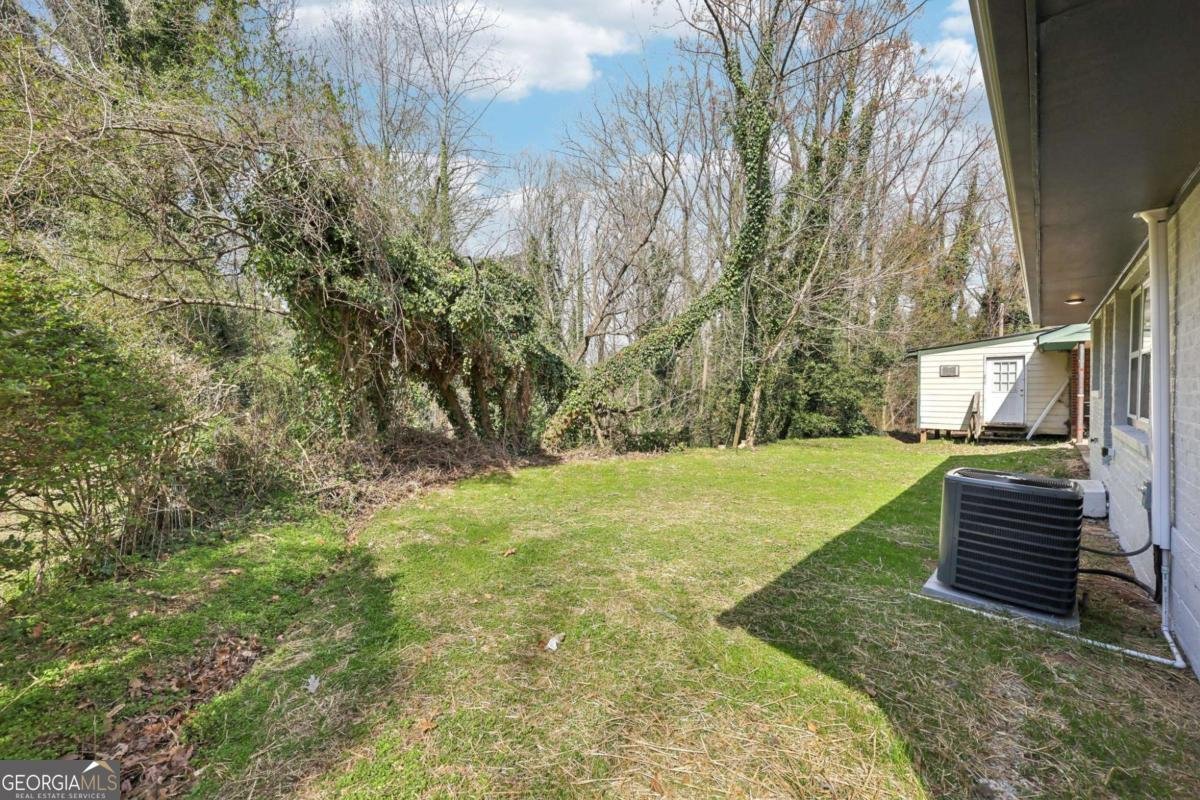 1751 CARTER Circle Atlanta - 24