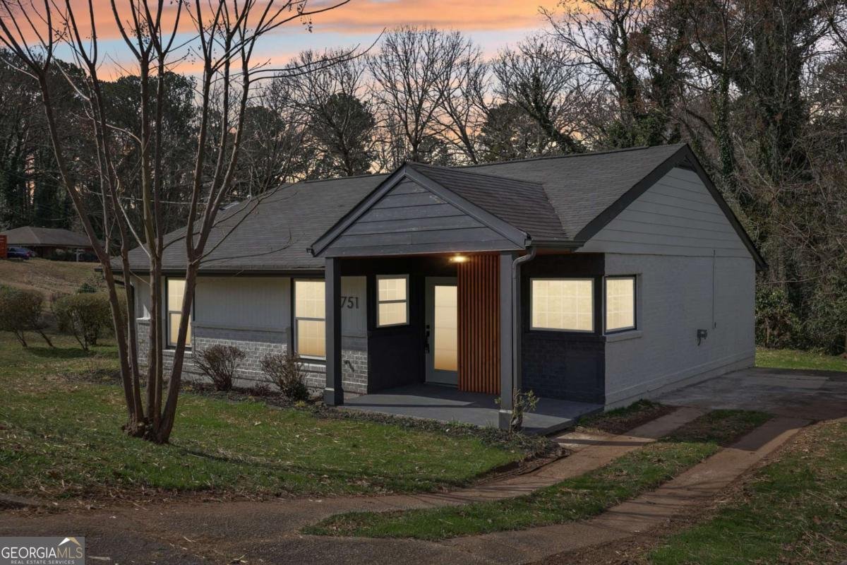 1751 CARTER Circle Atlanta - 28