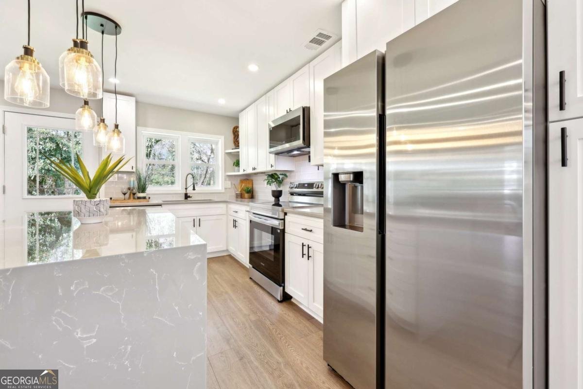 1751 CARTER Circle Atlanta - 3