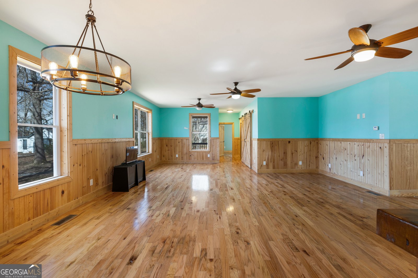 3192 Highway 411 White - 3