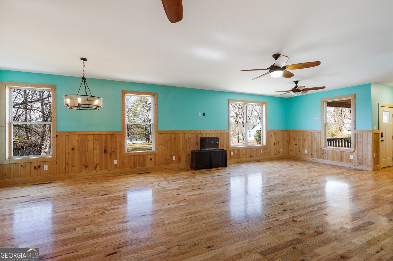 3192 Highway 411 White - 4