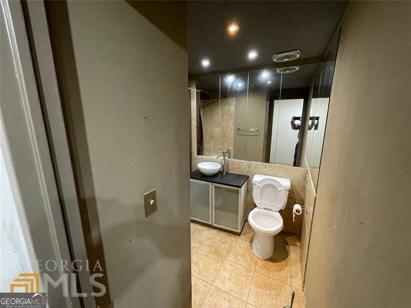 2285 Peachtree Road Atlanta - 3