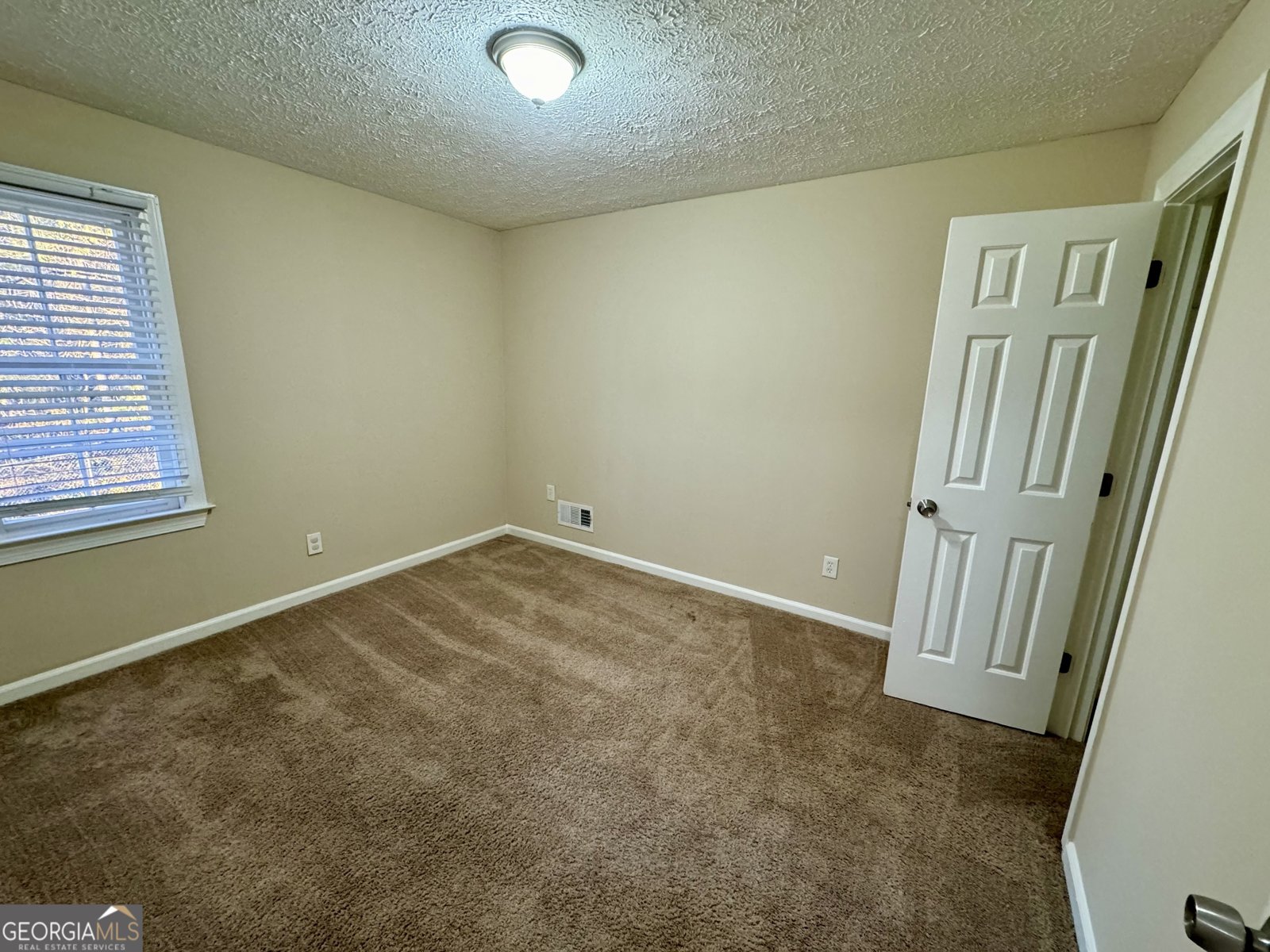 6380 Phillips Place Lithonia - 12