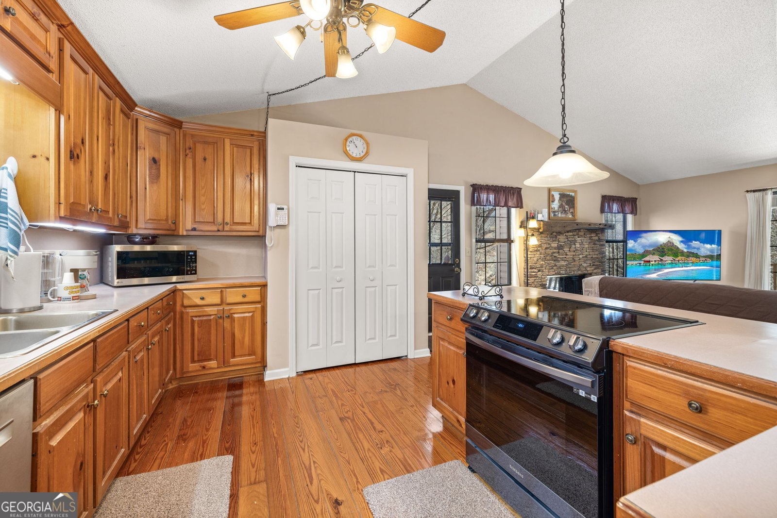 934 Golden Avenue Dahlonega - 11