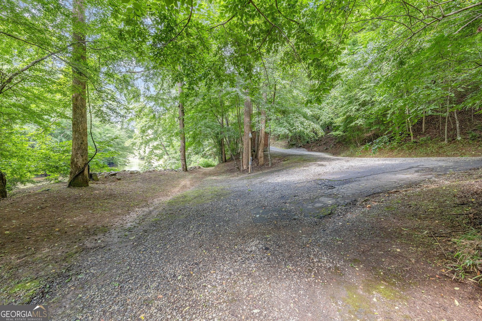 934 Golden Avenue Dahlonega - 35