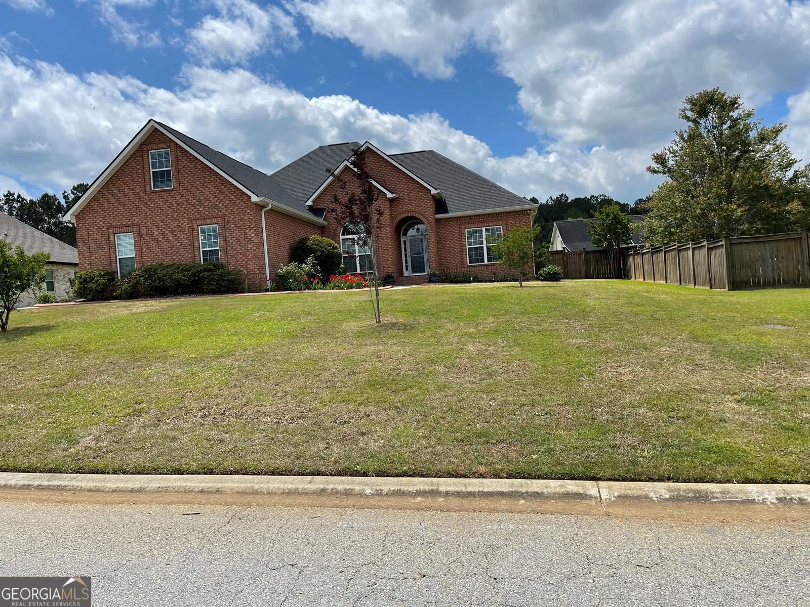 2026 Pin Oak Terrace Bonaire - 1