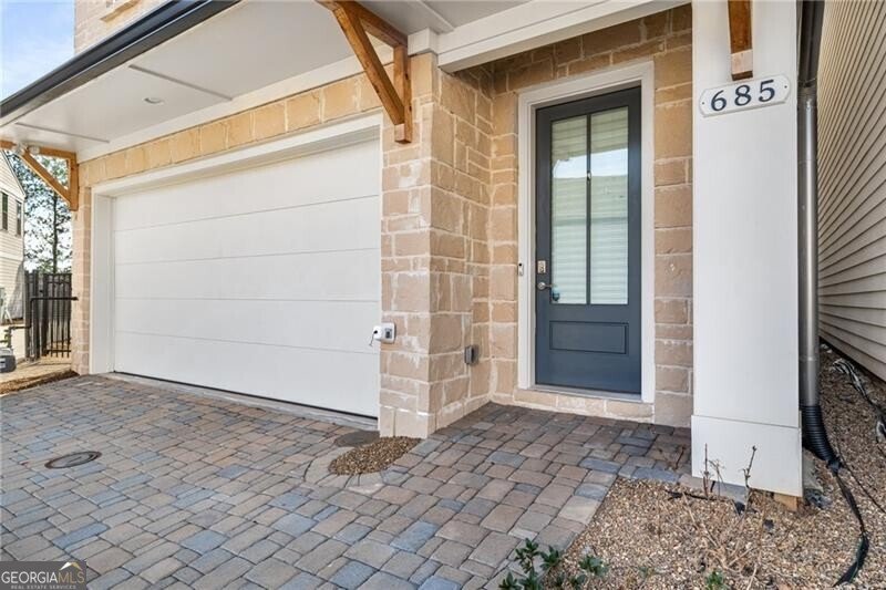 685 Stickley Oak Way Woodstock - 3