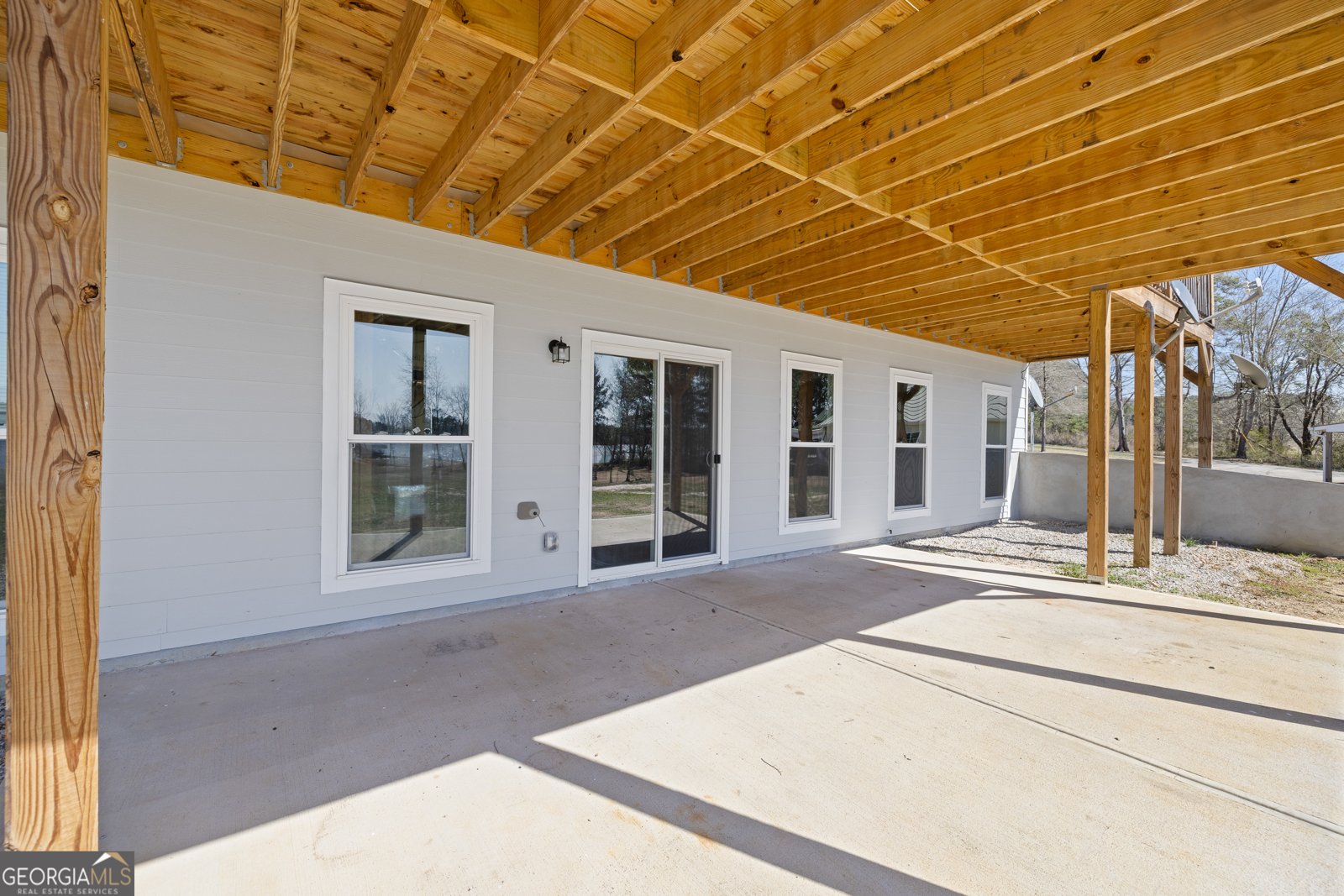 1051 Twin Rivers Road Greensboro - 48
