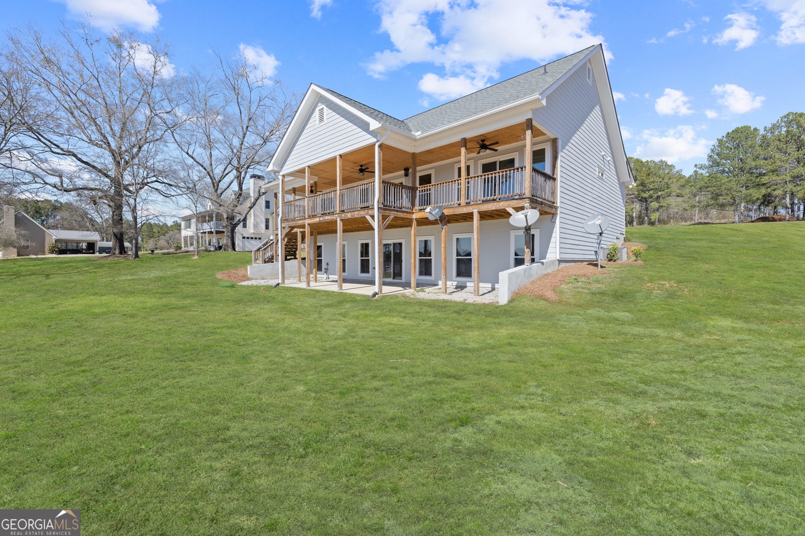 1051 Twin Rivers Road Greensboro - 55