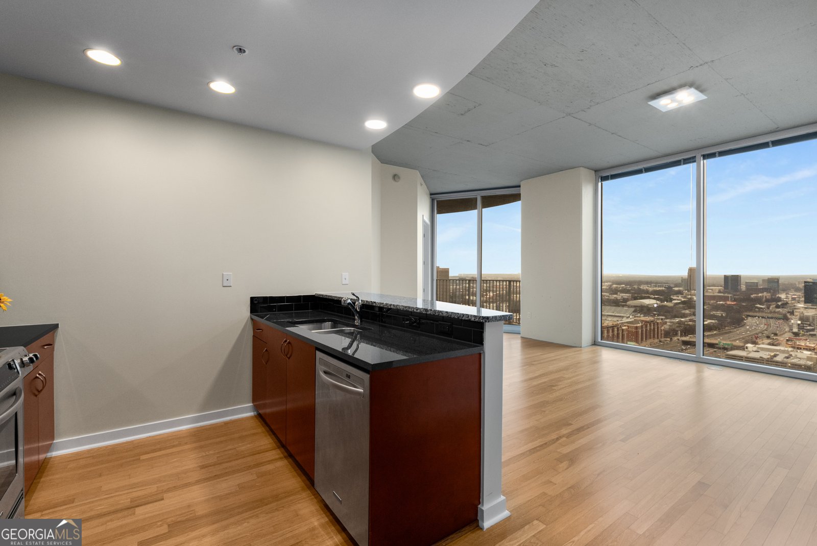 400 Peachtree Street Atlanta - 5