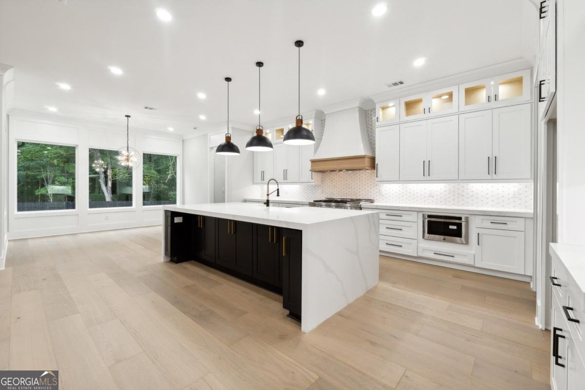 3165 Hall Road Dacula - 21