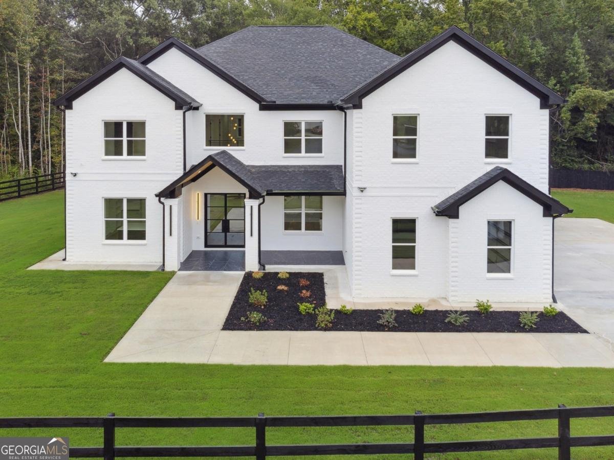 3165 Hall Road Dacula - 64