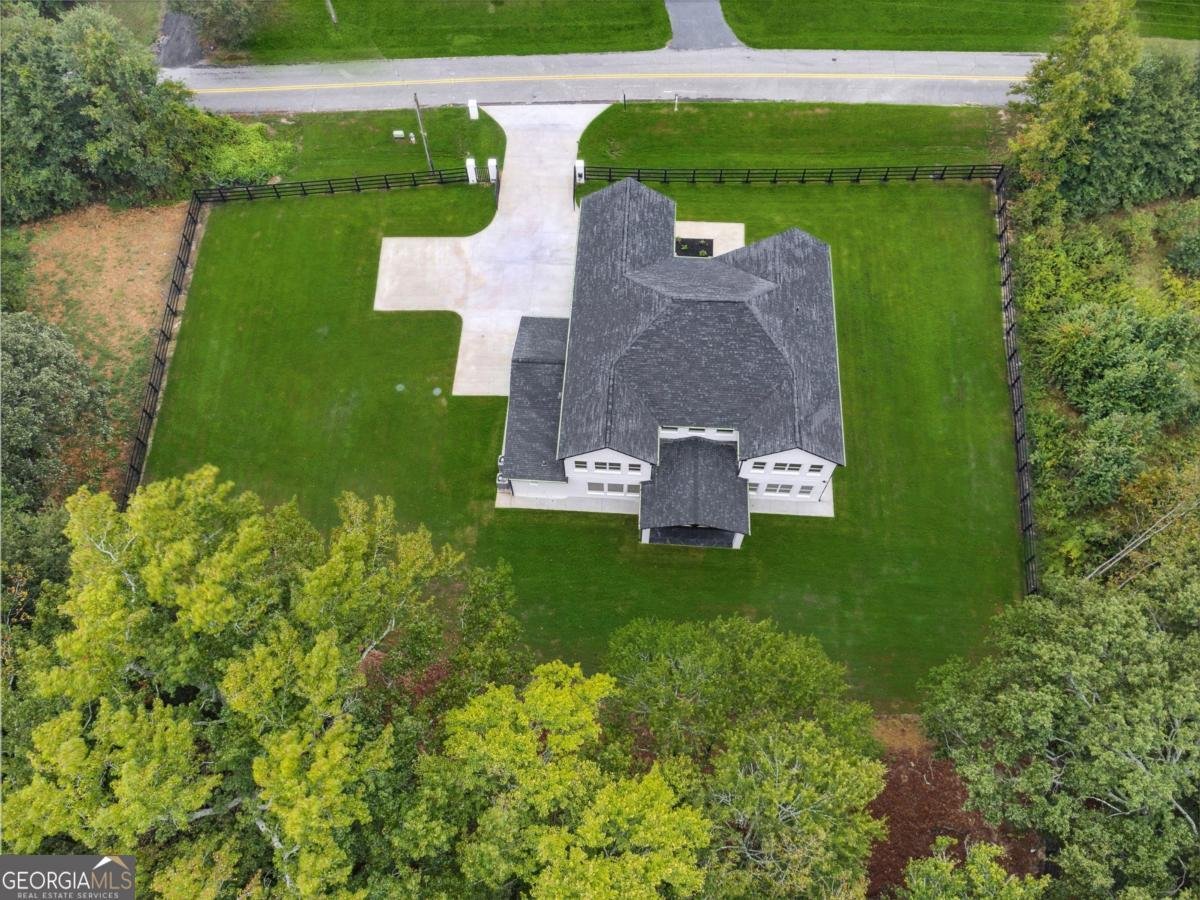 3165 Hall Road Dacula - 68