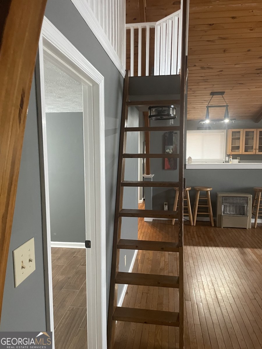 200 Mountain Meadow Clarkesville - 39