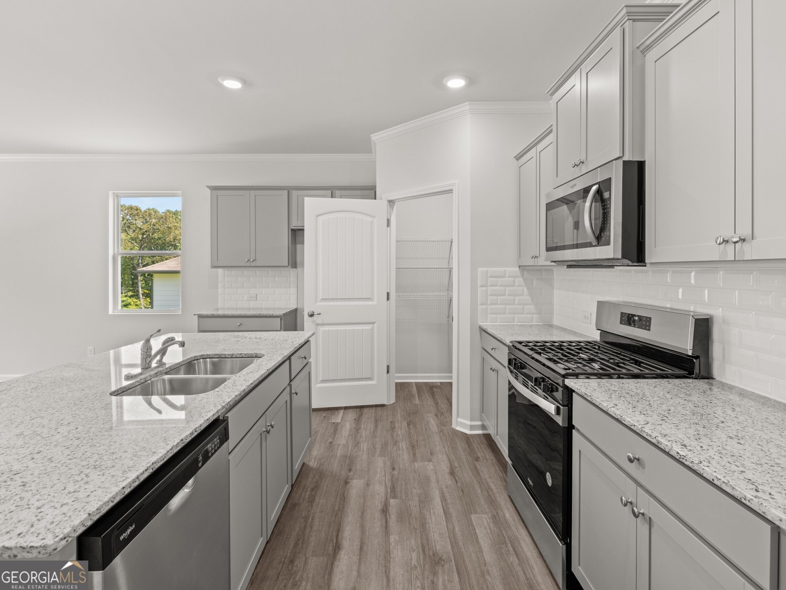 324 Majestic Oak Circle Dallas - 8