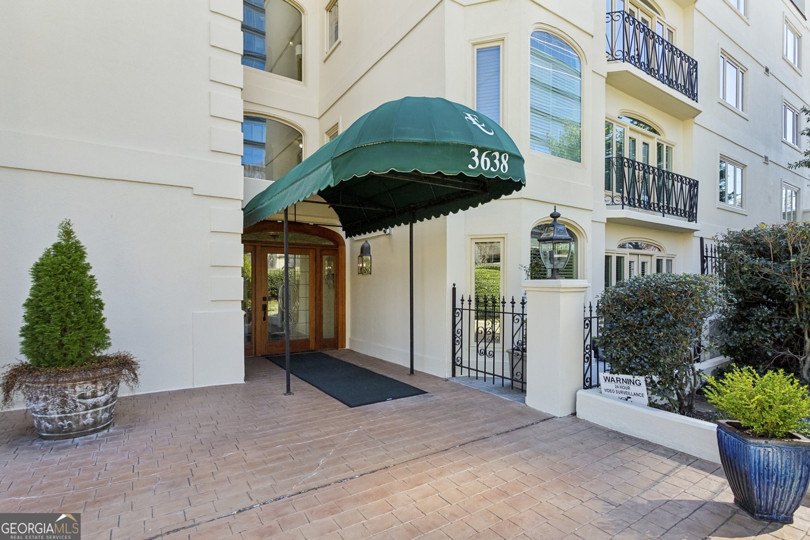 3638 Peachtree Road Atlanta - 1