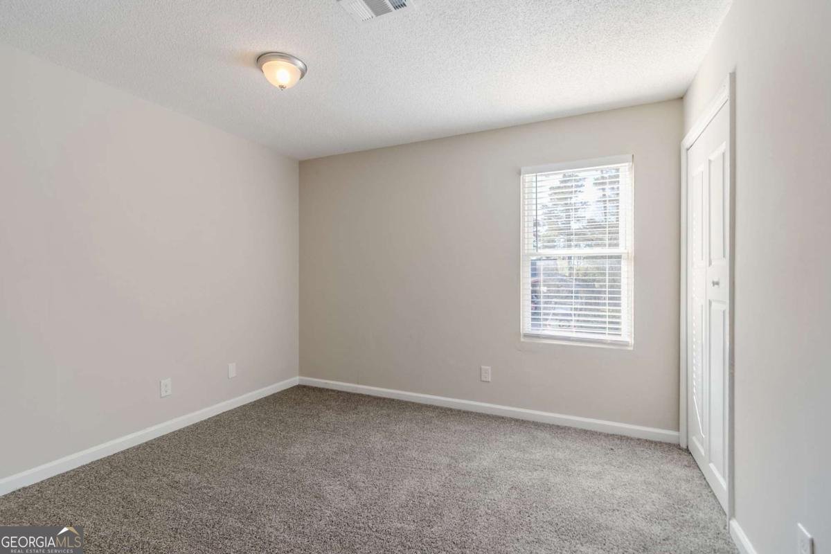 6218 Creekford Lane Lithonia - 19