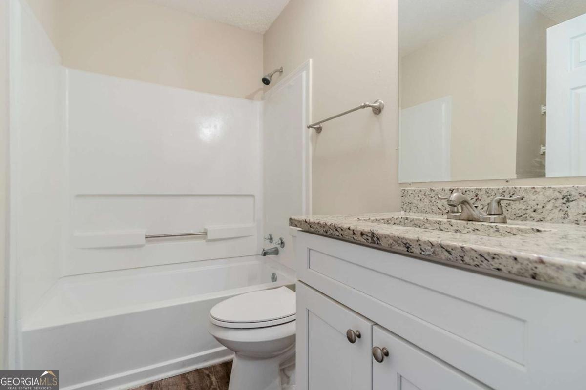 6218 Creekford Lane Lithonia - 23