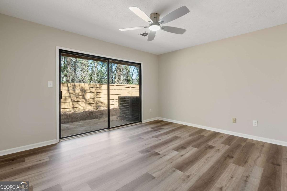 841 Lake Hollow Boulevard Marietta - 11