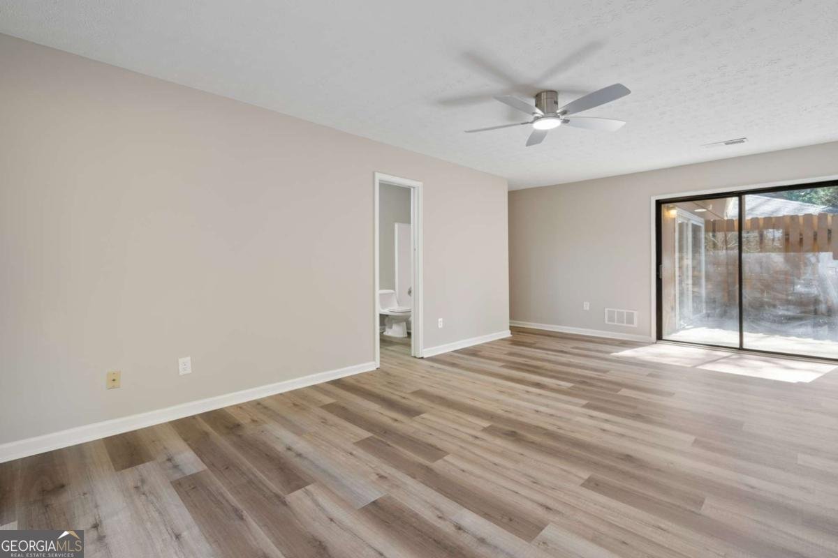 841 Lake Hollow Boulevard Marietta - 16