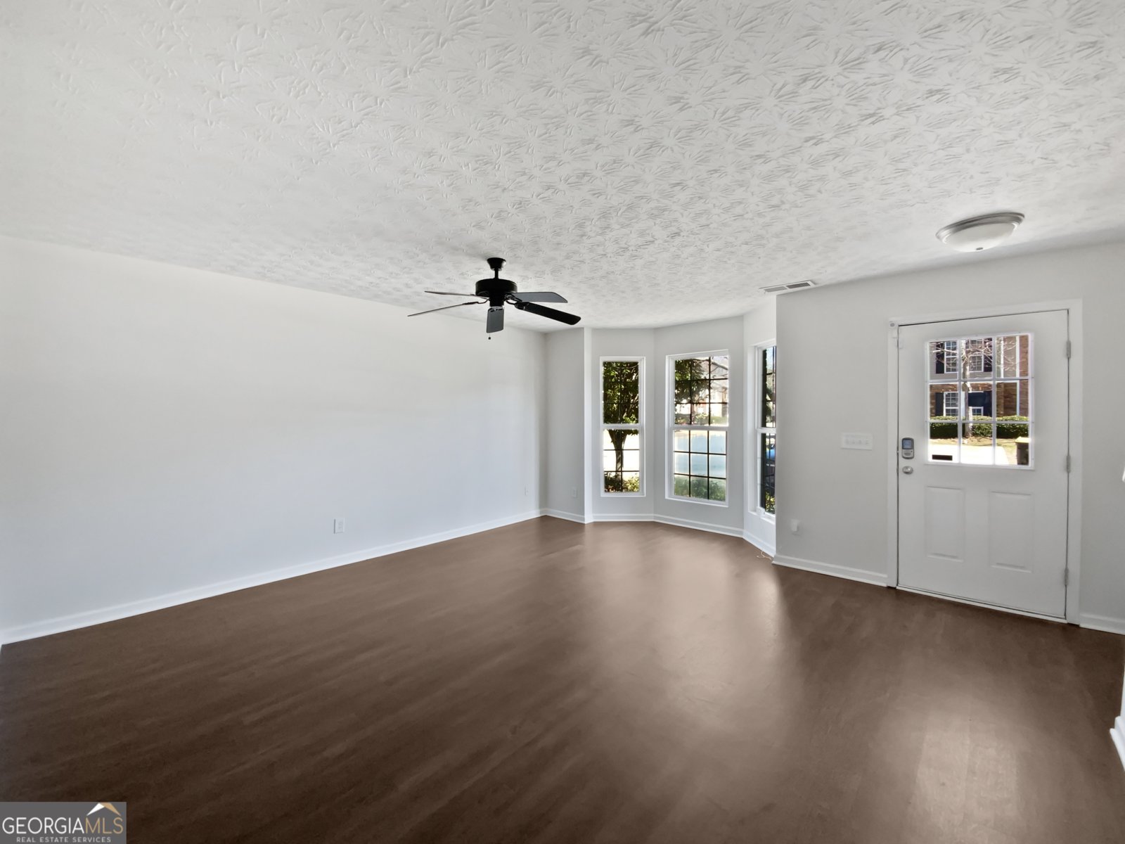 11403 South Grove Drive Hampton - 3