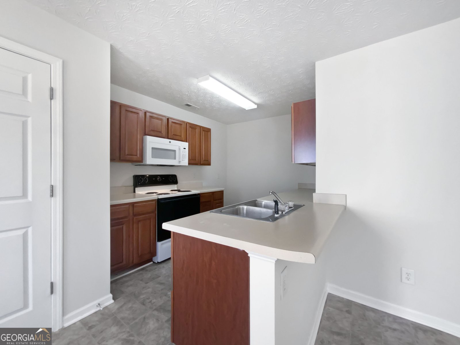 11403 South Grove Drive Hampton - 6