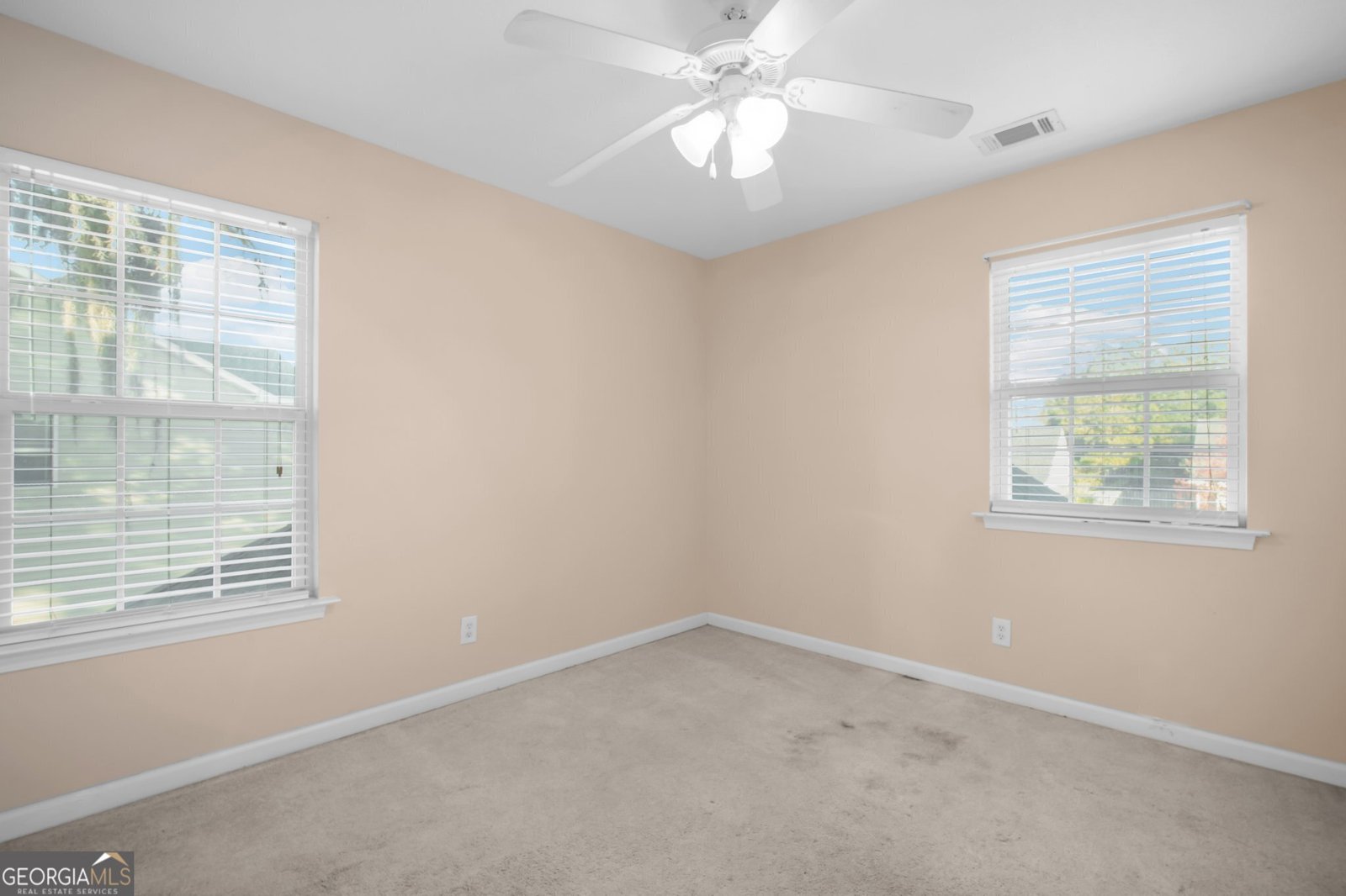 21 Concordia Drive Savannah - 40
