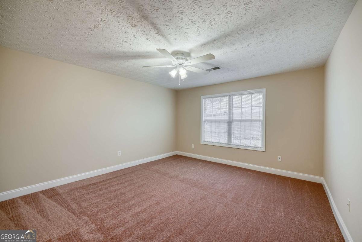 453 Tara Commons Circle Loganville - 16
