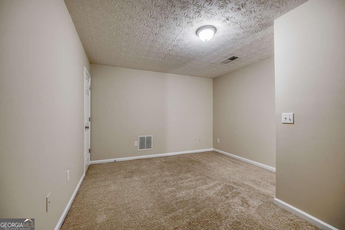 453 Tara Commons Circle Loganville - 23